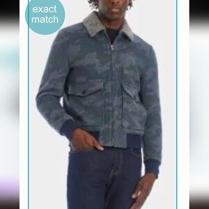 Paisley & Grey Men's Camouflage Jacket with Gray Collar_Large